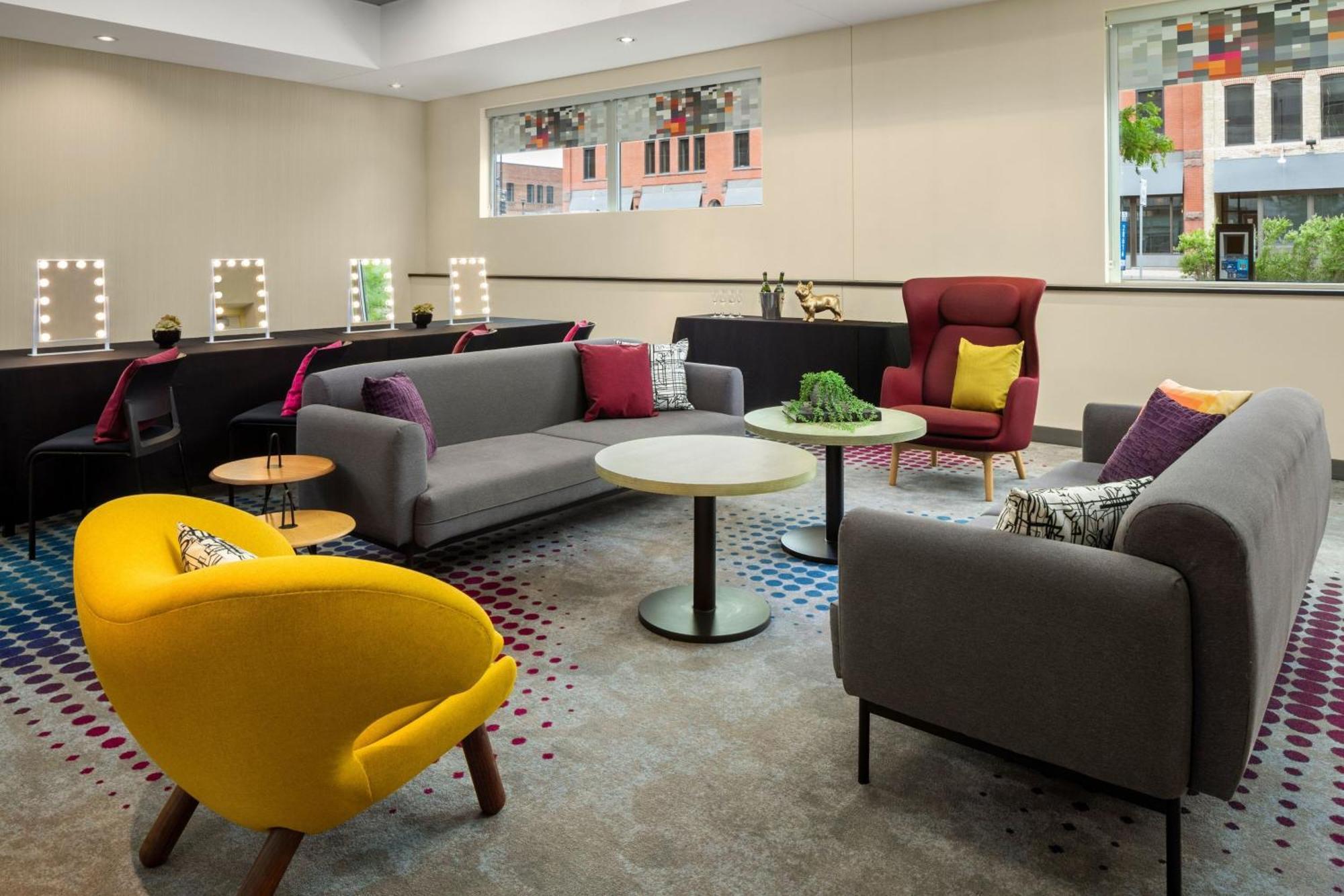 Aloft Минеаполис Екстериор снимка