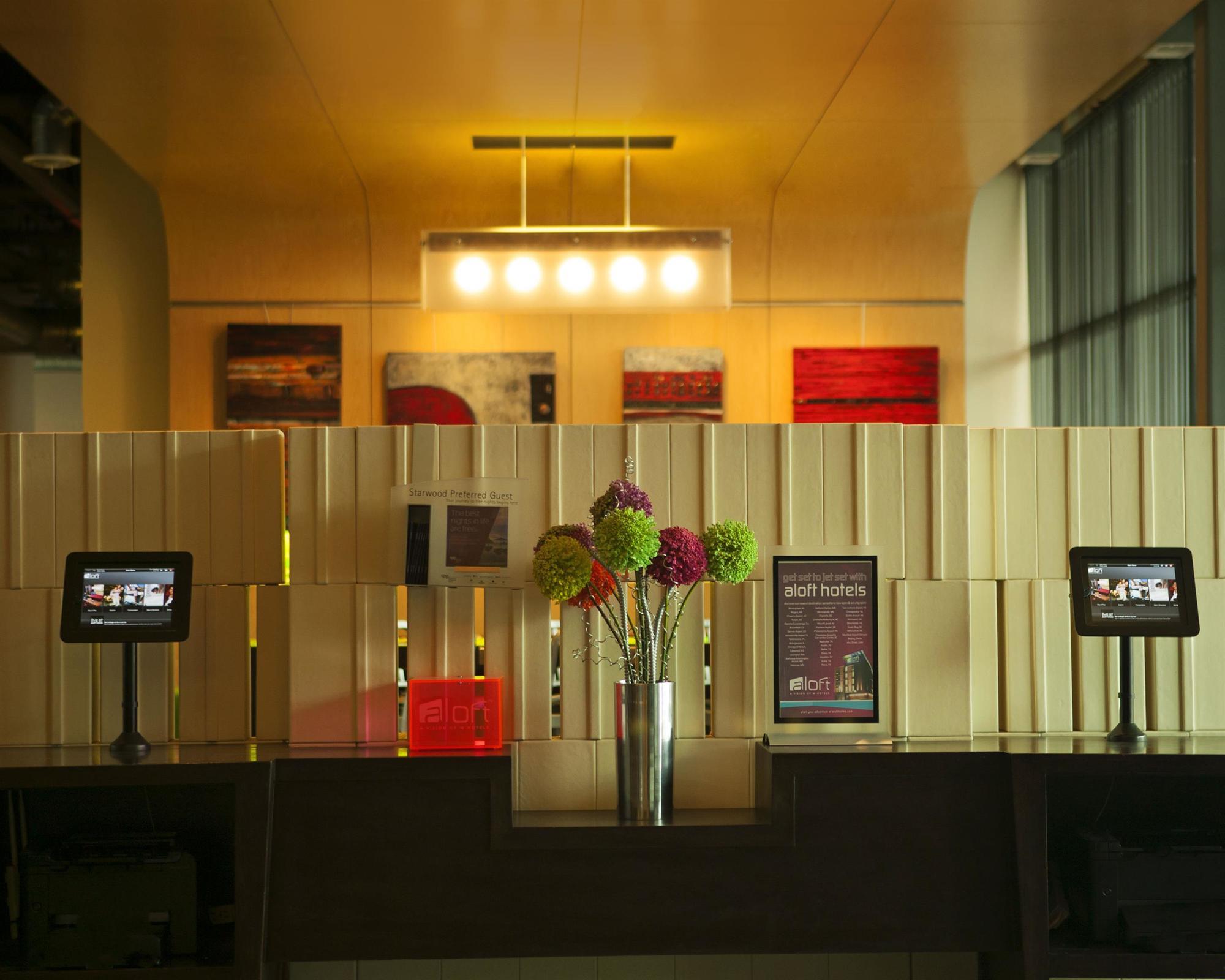 Aloft Минеаполис Екстериор снимка